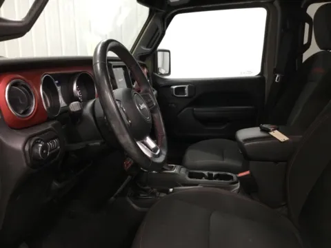 More photos of 2022 Jeep Wrangler Unlimited Rubicon at Gregg Young Abrams Chrysler Dodge Jeep Ram, WI
