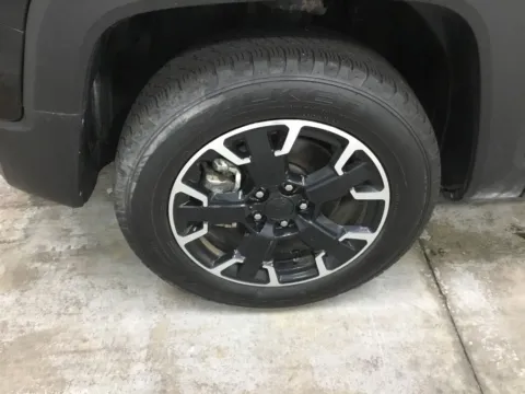 More photos of 2023 Jeep Renegade Latitude at Gregg Young Abrams Chrysler Dodge Jeep Ram, WI