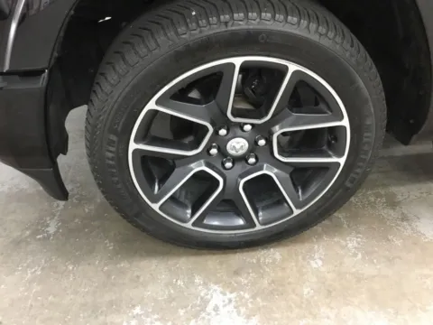 More photos of 2019 Ram 1500 Laramie at Gregg Young Abrams Chrysler Dodge Jeep Ram, WI