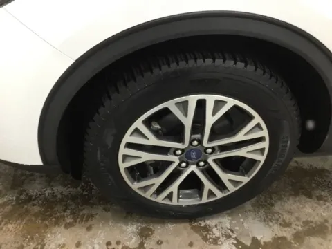 More photos of 2020 Ford Escape SEL at Gregg Young Abrams Chrysler Dodge Jeep Ram, WI