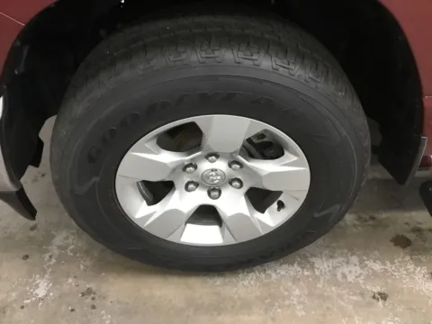 More photos of 2024 Ram 1500 Big Horn/Lone Star at Gregg Young Abrams Chrysler Dodge Jeep Ram, WI