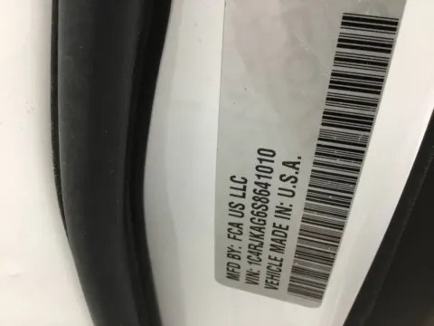 More photos of 2025 Jeep Grand Cherokee L Laredo at Gregg Young Abrams Chrysler Dodge Jeep Ram, WI