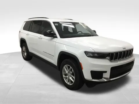 More photos of 2025 Jeep Grand Cherokee L Laredo at Gregg Young Abrams Chrysler Dodge Jeep Ram, WI