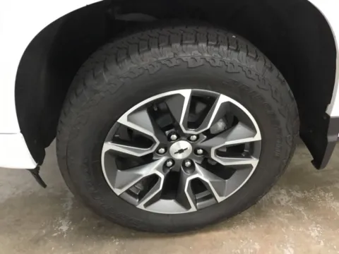 More photos of 2024 Chevrolet Silverado 1500 RST at Gregg Young Abrams Chrysler Dodge Jeep Ram, WI