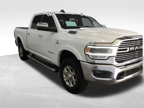 More photos of 2020 Ram 2500 Laramie at Gregg Young Abrams Chrysler Dodge Jeep Ram, WI