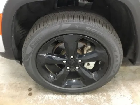 More photos of 2024 Jeep Grand Cherokee Limited at Gregg Young Abrams Chrysler Dodge Jeep Ram, WI