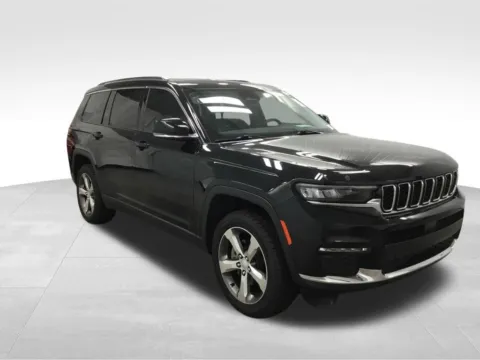 More photos of 2021 Jeep Grand Cherokee L Limited at Gregg Young Abrams Chrysler Dodge Jeep Ram, WI