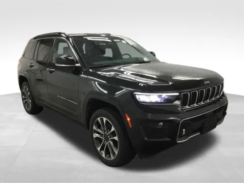 Another view of 2023 Jeep Grand Cherokee Overland for sale in Abrams, WI at Gregg Young Abrams Chrysler Dodge Jeep Ram