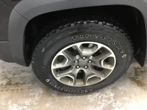 More photos of 2020 Jeep Cherokee Trailhawk at Gregg Young Abrams Chrysler Dodge Jeep Ram, WI