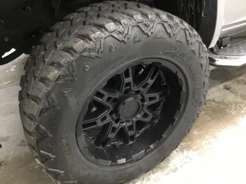 More photos of 2020 Ram 2500 Big Horn at Gregg Young Abrams Chrysler Dodge Jeep Ram, WI