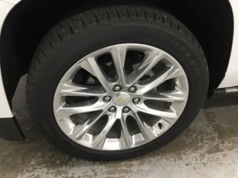 More photos of 2019 Chevrolet Tahoe Premier at Gregg Young Abrams Chrysler Dodge Jeep Ram, WI