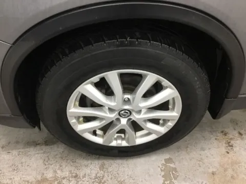 More photos of 2018 Nissan Rogue SV at Gregg Young Abrams Chrysler Dodge Jeep Ram, WI
