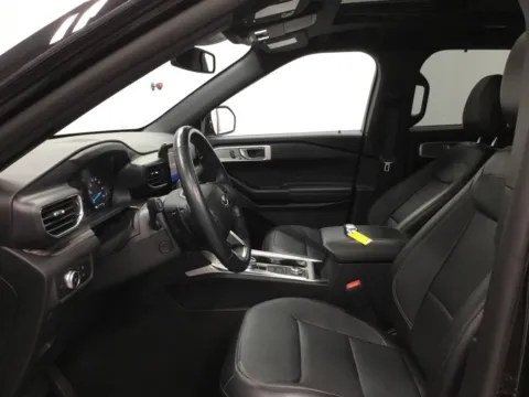 More photos of 2020 Ford Explorer Limited at Gregg Young Abrams Chrysler Dodge Jeep Ram, WI