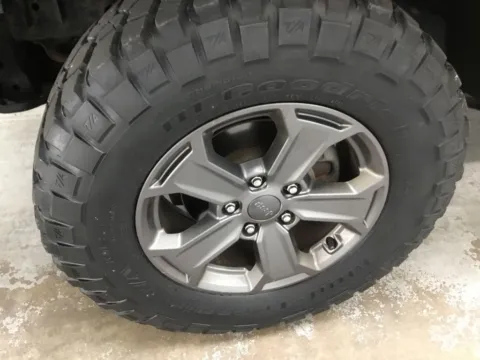 More photos of 2017 Jeep Wrangler Unlimited Rubicon Recon at Gregg Young Abrams Chrysler Dodge Jeep Ram, WI