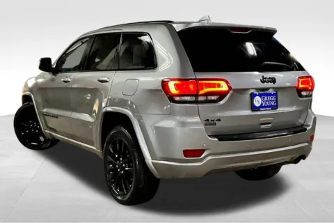 More photos of 2017 Jeep Grand Cherokee Altitude at Gregg Young Chevrolet Marshalltown, IA