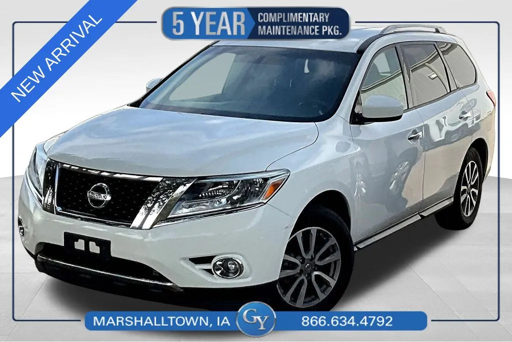 2016 Nissan Pathfinder SV for sale in Marshalltown, IA