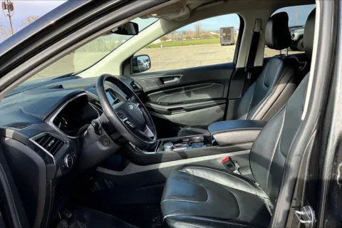 More photos of 2020 Ford Edge Titanium at Gregg Young Chevrolet Marshalltown, IA