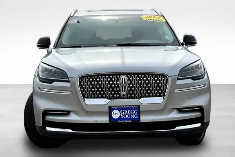 Photos of 2024 Lincoln Aviator Reserve for sale in Marshalltown, IA at Gregg Young Chevrolet Marshalltown
