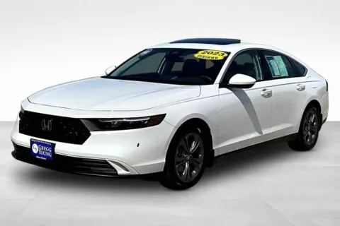 White 2023 Honda Accord EX for sale in Marshalltown, IA