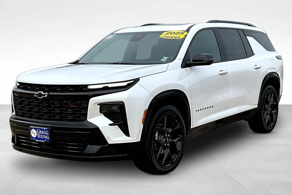 Unknown 2025 Chevrolet Traverse RS for sale in Marshalltown, IA