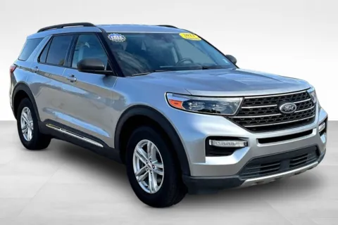 Another view of 2023 Ford Explorer XLT for sale in Marshalltown, IA at Gregg Young Chevrolet Marshalltown