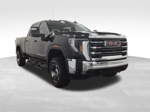 More photos of 2024 GMC Sierra 2500HD SLE at Gregg Young Hortonville Ford, WI