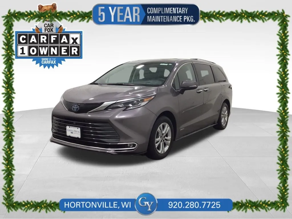2021 Toyota Sienna Platinum for sale in Hortonville, WI