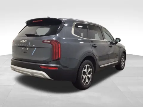 Another view of 2022 Kia Telluride EX for sale in Hortonville, WI at Gregg Young Hortonville Ford