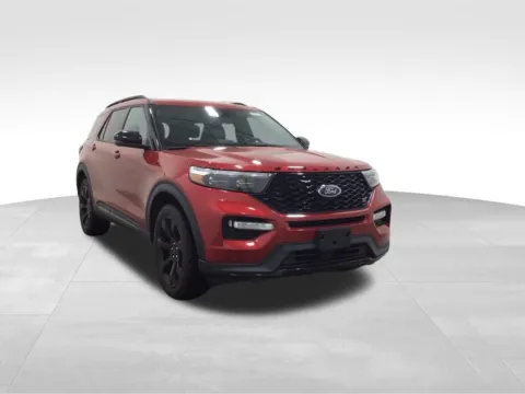 More photos of 2023 Ford Explorer ST at Gregg Young Hortonville Ford, WI