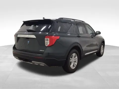 More photos of 2022 Ford Explorer XLT at Gregg Young Hortonville Ford, WI