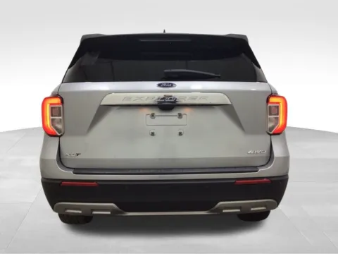 More photos of 2022 Ford Explorer XLT at Gregg Young Hortonville Ford, WI