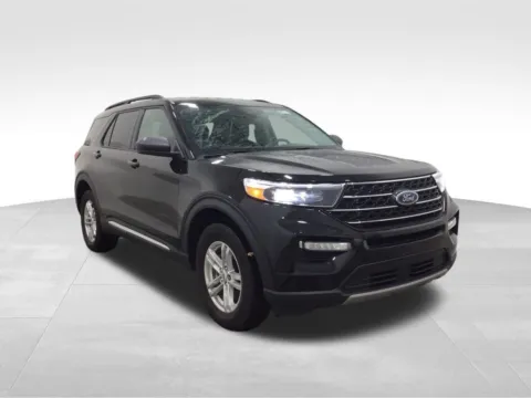 More photos of 2022 Ford Explorer XLT at Gregg Young Hortonville Ford, WI
