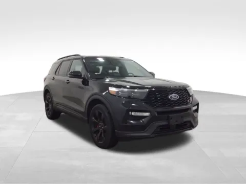 More photos of 2022 Ford Explorer ST at Gregg Young Hortonville Ford, WI