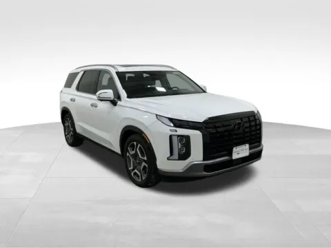 More photos of 2024 Hyundai Palisade SEL at Gregg Young Hortonville Ford, WI