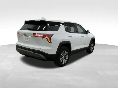 More photos of 2025 Chevrolet Equinox LT at Gregg Young Hortonville Ford, WI