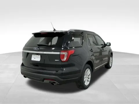More photos of 2019 Ford Explorer XLT at Gregg Young Hortonville Ford, WI