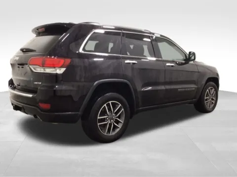 More photos of 2021 Jeep Grand Cherokee Limited at Gregg Young Hortonville Ford, WI