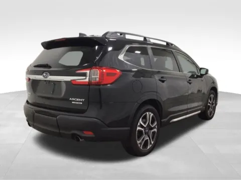 More photos of 2024 Subaru Ascent Limited at Gregg Young Hortonville Ford, WI