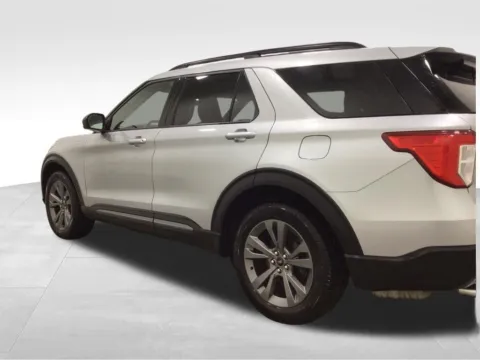 Another view of 2021 Ford Explorer XLT for sale in Hortonville, WI at Gregg Young Hortonville Ford