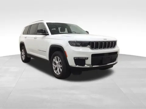 More photos of 2022 Jeep Grand Cherokee L Limited at Gregg Young Hortonville Ford, WI