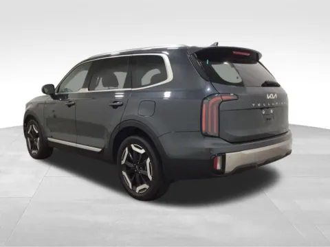 Photos of 2024 Kia Telluride EX X-Line for sale in Hortonville, WI at Gregg Young Hortonville Ford