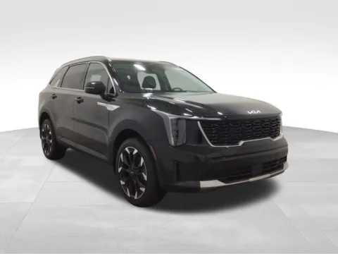 More photos of 2025 Kia Sorento X-Line EX at Gregg Young Hortonville Ford, WI