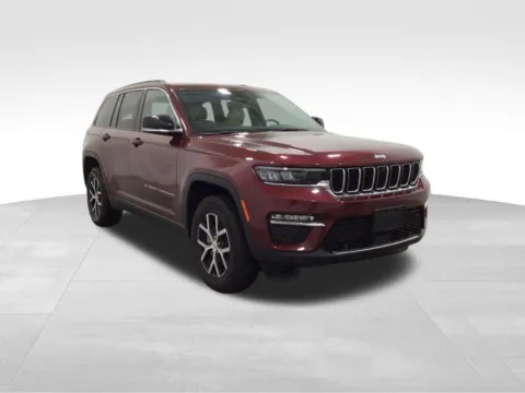 More photos of 2025 Jeep Grand Cherokee Limited at Gregg Young Hortonville Ford, WI
