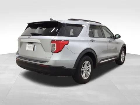 More photos of 2021 Ford Explorer XLT at Gregg Young Hortonville Ford, WI