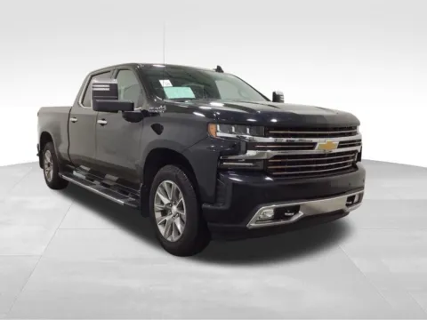More photos of 2021 Chevrolet Silverado 1500 High Country at Gregg Young Hortonville Ford, WI