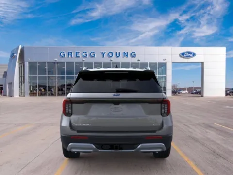 More photos of 2026 Ford Explorer Platinum at Gregg Young Hortonville Ford, WI