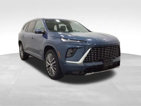 More photos of 2025 Buick Enclave Avenir at Gregg Young Hortonville Ford, WI