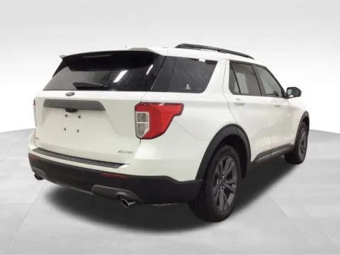 More photos of 2023 Ford Explorer XLT at Gregg Young Hortonville Ford, WI