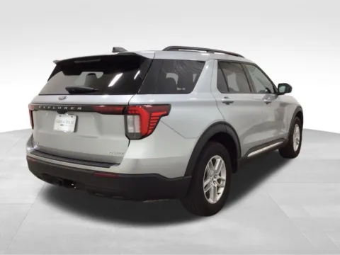 More photos of 2025 Ford Explorer Active at Gregg Young Hortonville Ford, WI