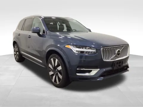 More photos of 2023 Volvo XC90 Recharge Plug-In Hybrid Ultimate at Gregg Young Hortonville Ford, WI